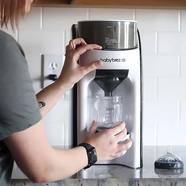 New-and-Improved-Formula-Pro-Advanced-Formula-Dispenser-Machine-Automatically-Mix-a-Warm-Formula-Bottle-Instantly.jpg